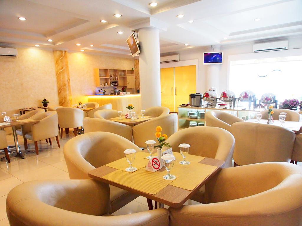 Maven Fatmawati Hotel Jakarta Exterior photo