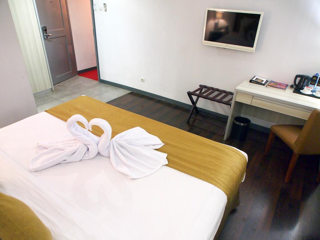 Maven Fatmawati Hotel Jakarta Room photo