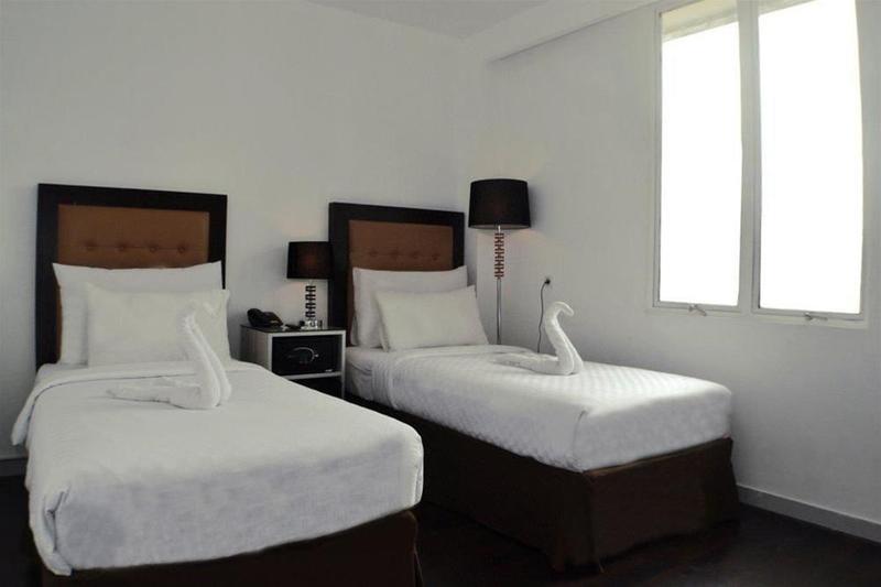 Maven Fatmawati Hotel Jakarta Exterior photo