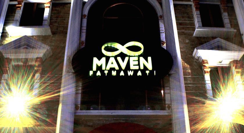 Maven Fatmawati Hotel Jakarta Exterior photo