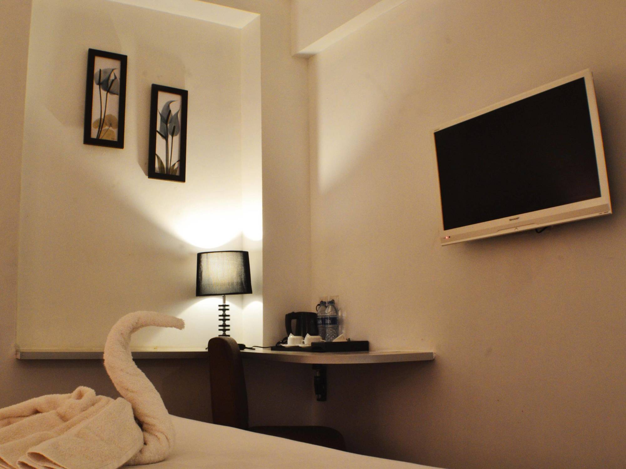 Maven Fatmawati Hotel Jakarta Exterior photo